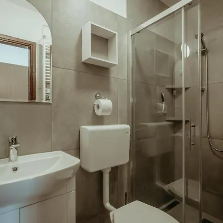 Apartma Nona Paulina *